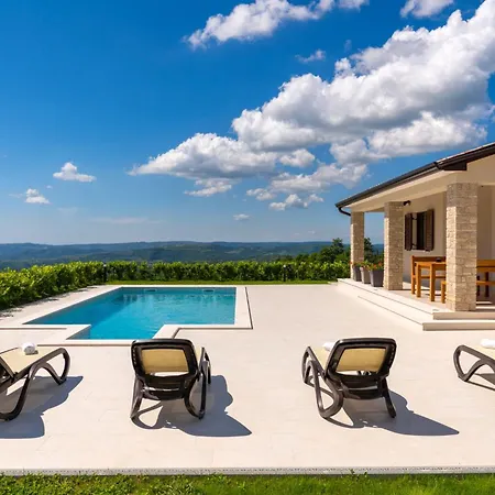 别墅 Monti By Briskva *