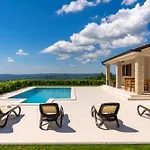 Villa Monti By Briskva *