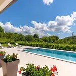 Villa Monti By Briskva