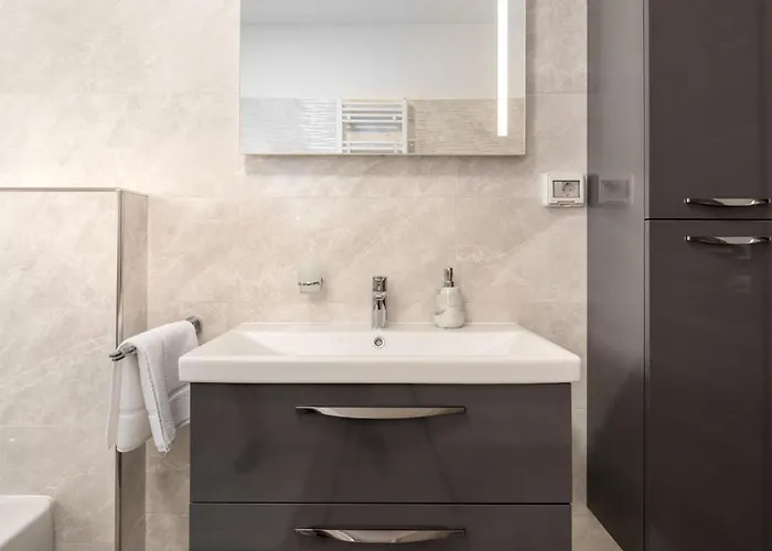 Monti By Briskva Villa *