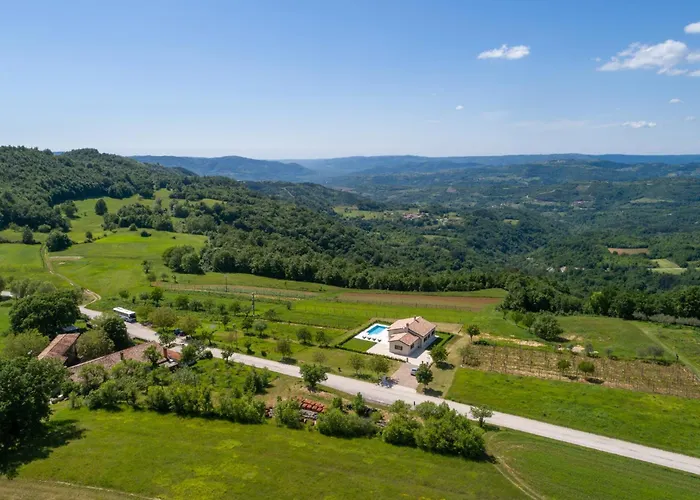 Monti By Briskva Villa